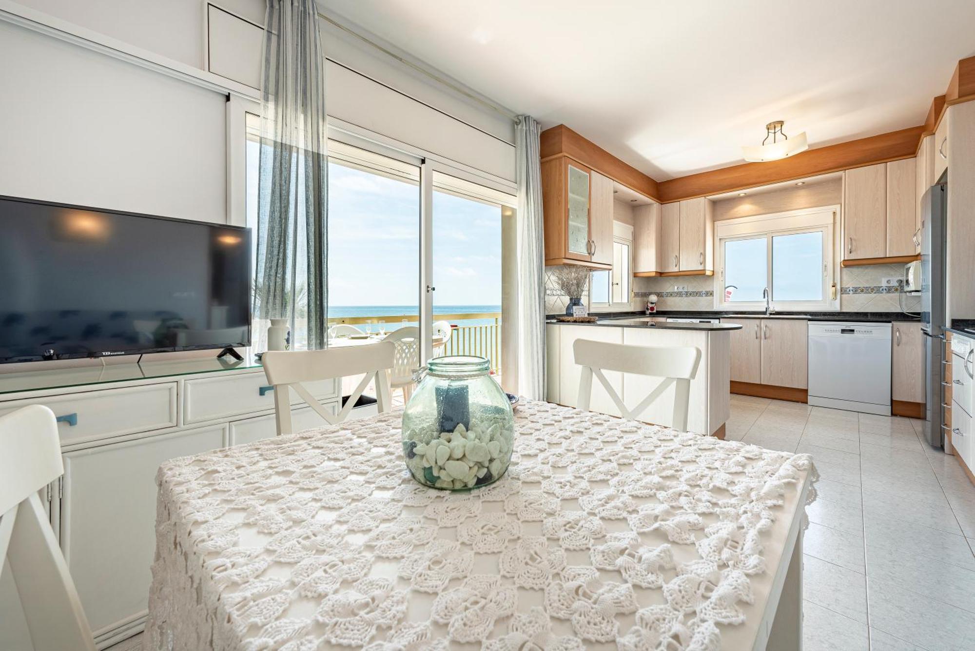 Apartamento Frente Al Mar Cambrils Exterior foto