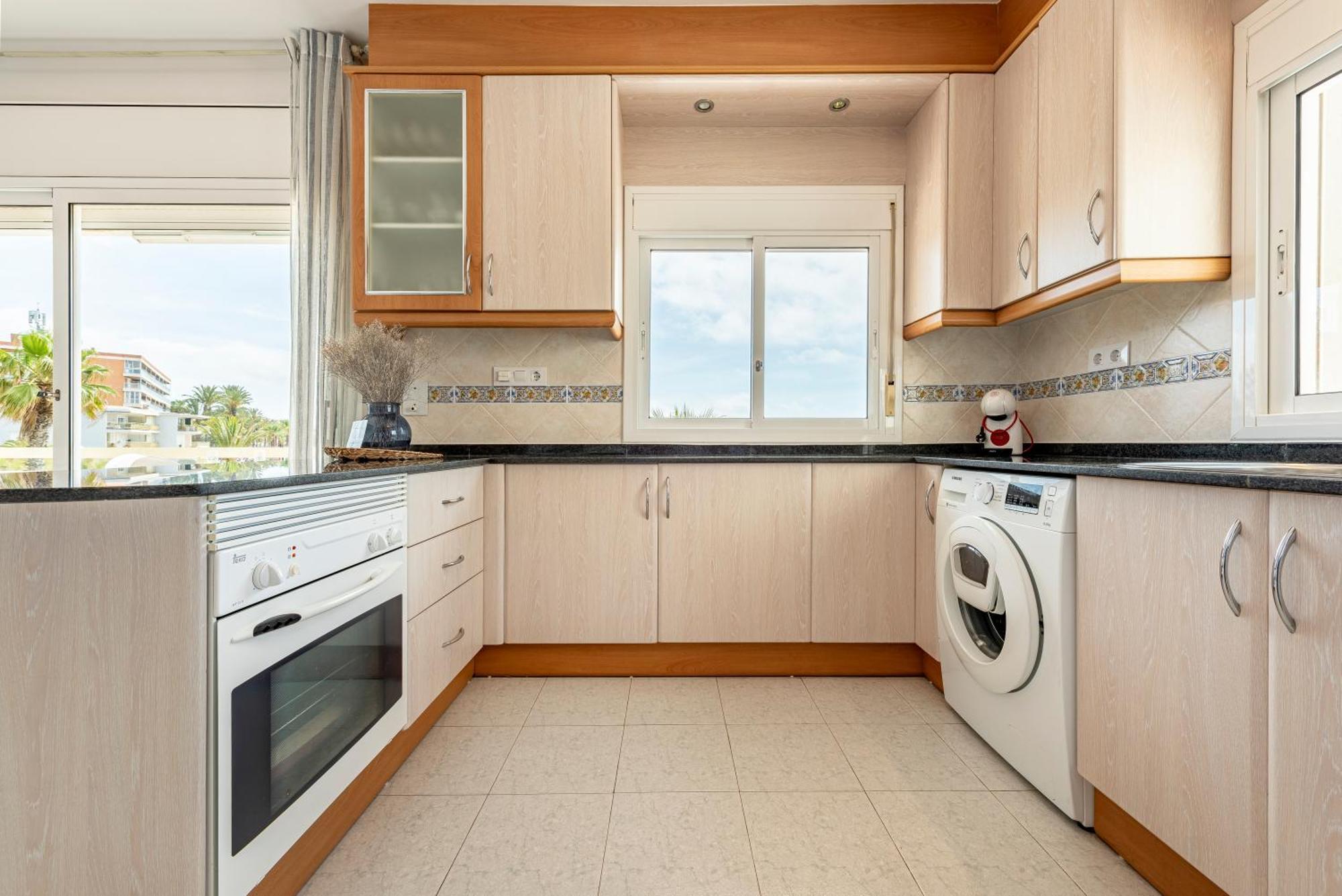Apartamento Frente Al Mar Cambrils Exterior foto