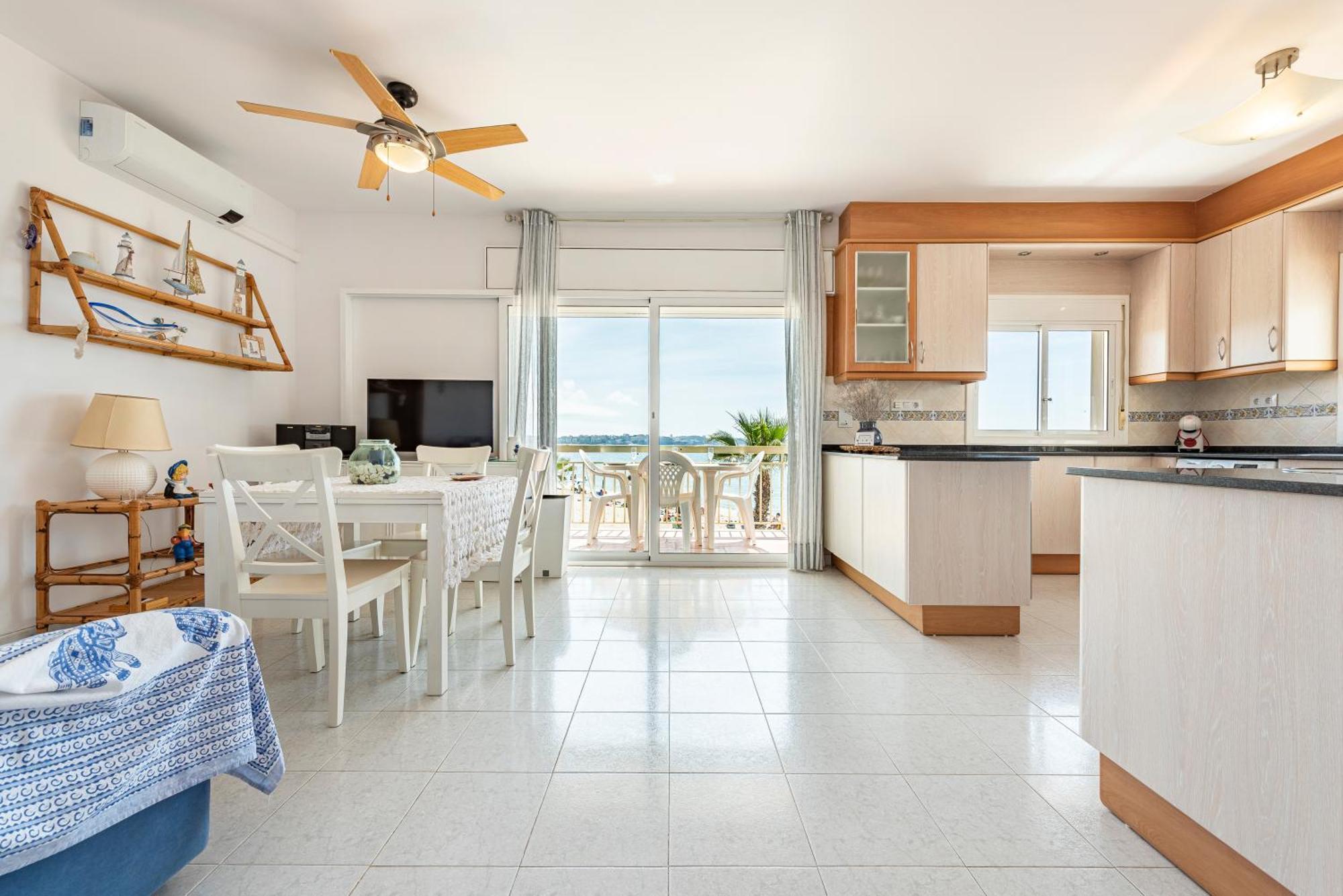 Apartamento Frente Al Mar Cambrils Exterior foto